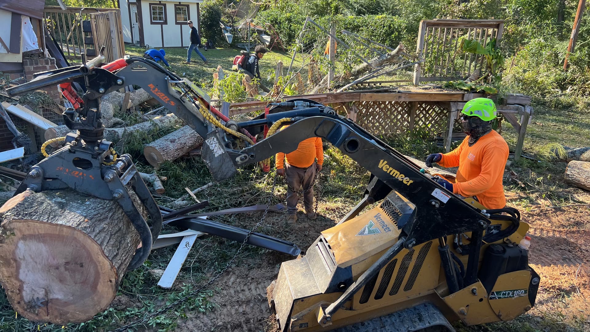 Apex crew and equipment in tree-removal context